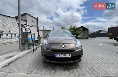 Renault Grand Scenic  2011