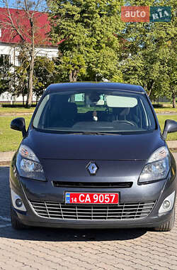 Renault Grand Scenic  2012