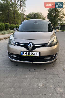 Renault Grand Scenic 2013