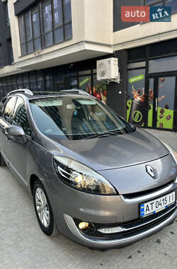 Renault Grand Scenic 2012
