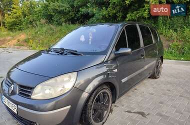 Renault Grand Scenic  2004