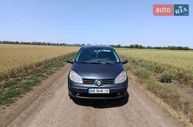Renault Grand Scenic  2005