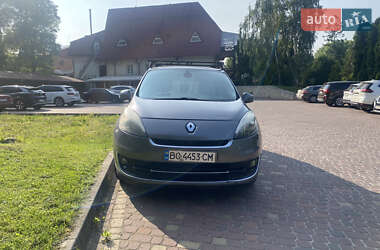 Renault Grand Scenic  2012