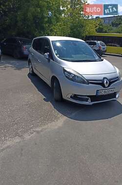 Renault Grand Scenic  2015