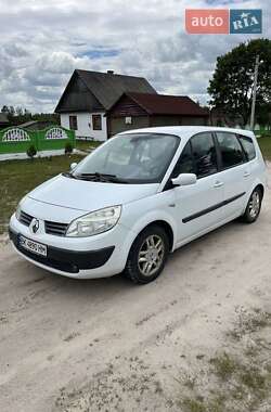 Renault Grand Scenic  2004