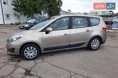 Renault Grand Scenic 2010