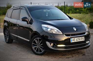 Renault Grand Scenic  2012