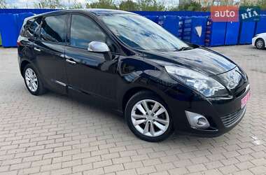 Renault Grand Scenic  2011