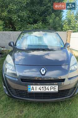Renault Grand Scenic 2011