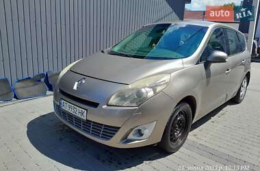Renault Grand Scenic  2009
