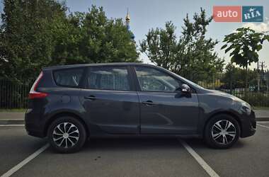 Renault Grand Scenic  2010