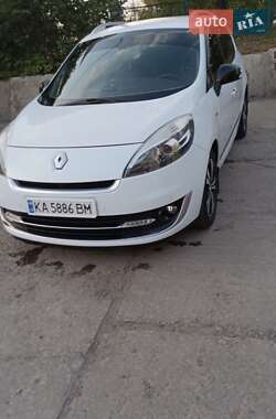Renault Grand Scenic  2013
