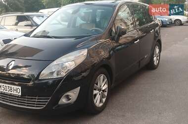 Renault Grand Scenic  2010