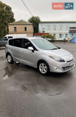 Renault Grand Scenic  2009