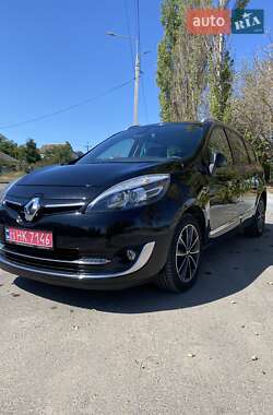 Renault Grand Scenic  2013