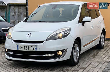 Renault Grand Scenic 2013