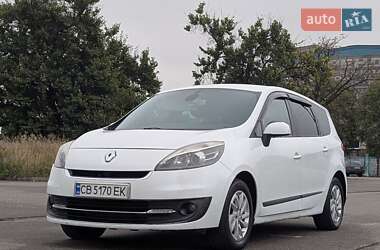 Renault Grand Scenic 2012