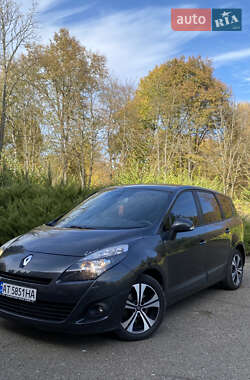 Renault Grand Scenic  2010