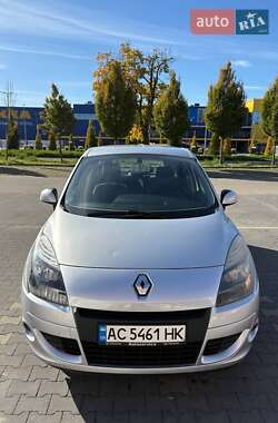 Renault Grand Scenic  2011
