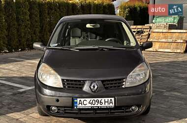 Renault Grand Scenic 2004