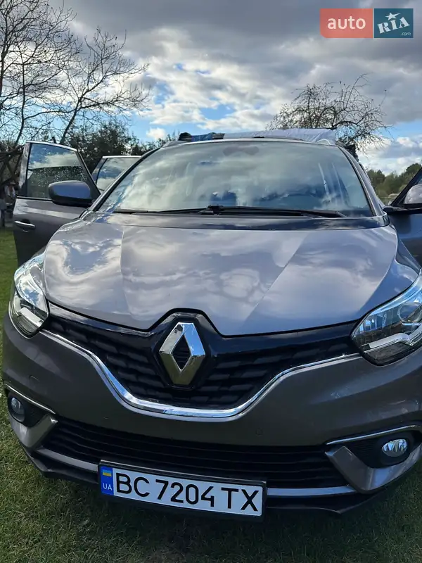 Renault Grand Scenic 2016