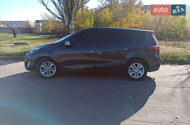 Renault Grand Scenic 2010