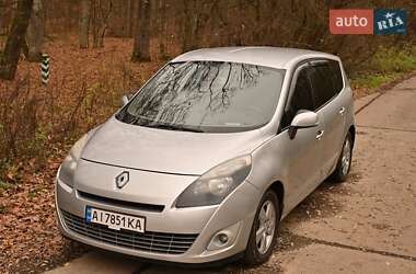 Renault Grand Scenic  2011