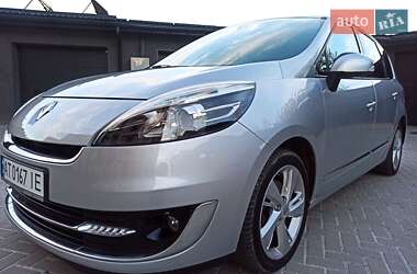Renault Grand Scenic  2012