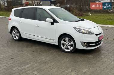 Renault Grand Scenic  2012