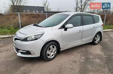 Renault Grand Scenic  2015