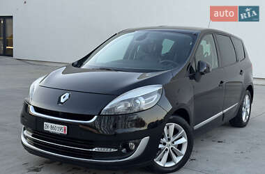 Renault Grand Scenic  2012