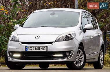 Renault Grand Scenic  2012
