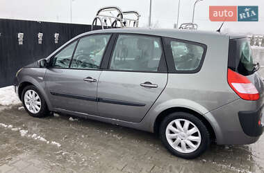 Renault Grand Scenic  2004