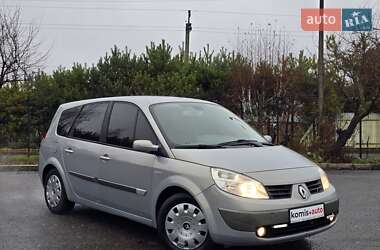 Renault Grand Scenic 2005