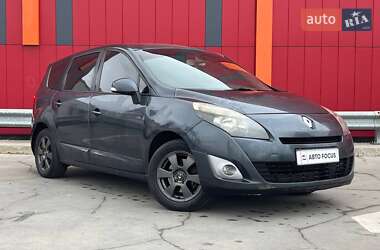 Renault Grand Scenic 2011