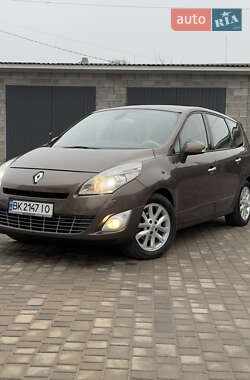 Renault Grand Scenic 2010