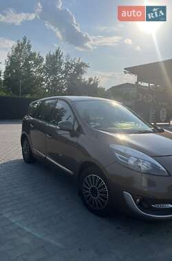 Renault Grand Scenic 2012