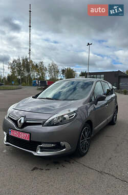 Renault Grand Scenic  2012