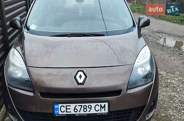 Renault Grand Scenic  2010