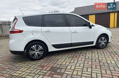 Renault Grand Scenic  2010