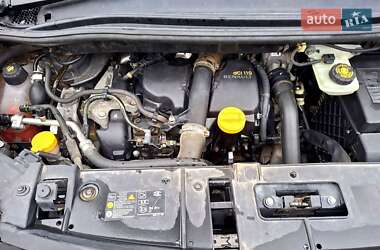 Renault Grand Scenic  2012