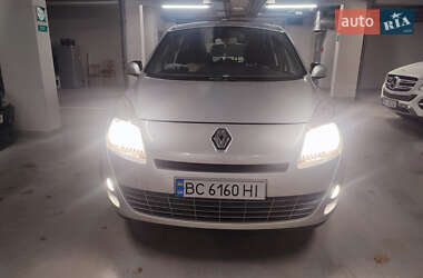 Renault Grand Scenic  2010