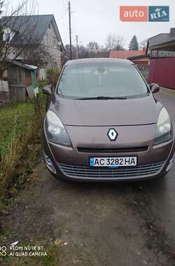 Renault Grand Scenic  2011