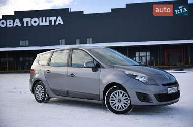 Renault Grand Scenic  2010