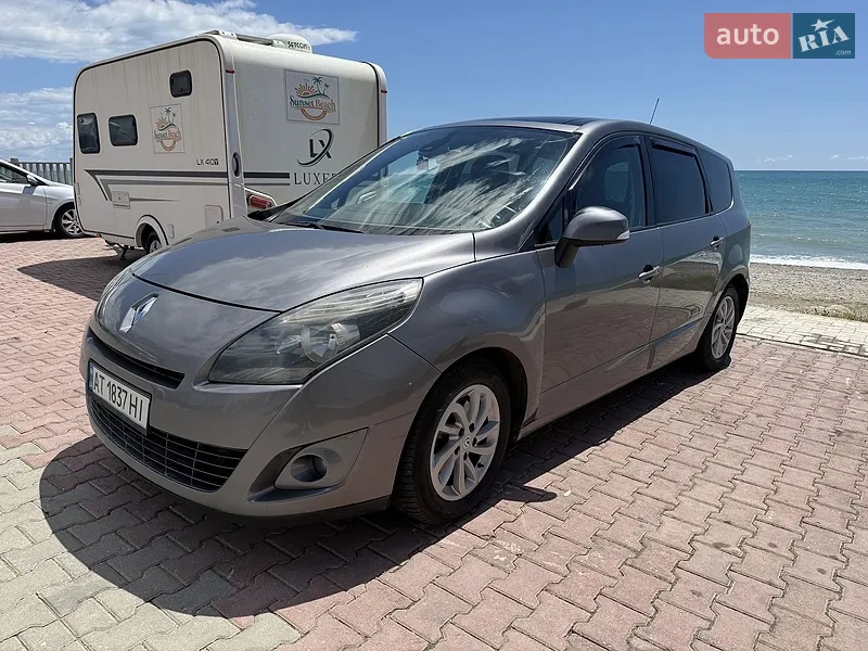 Renault Grand Scenic 2010