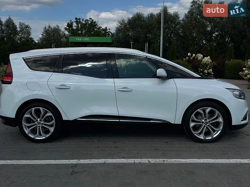 Renault Grand Scenic