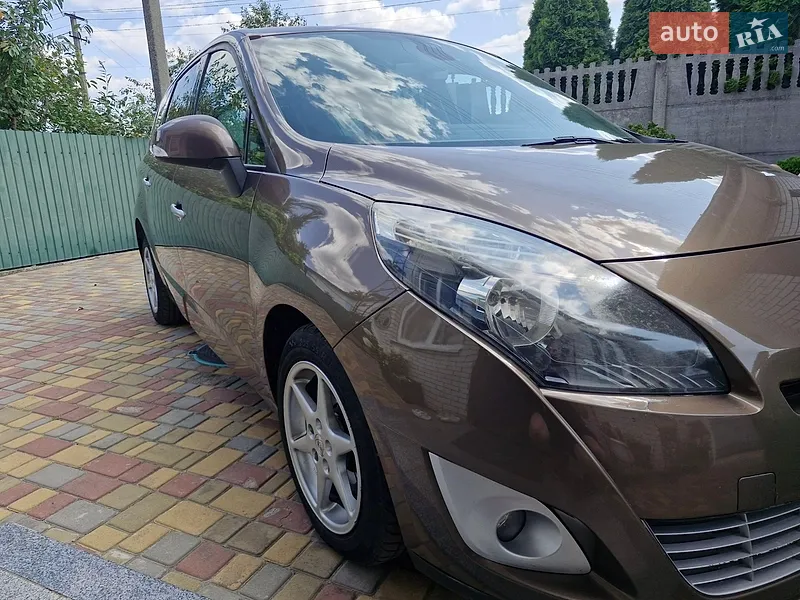 Renault Grand Scenic