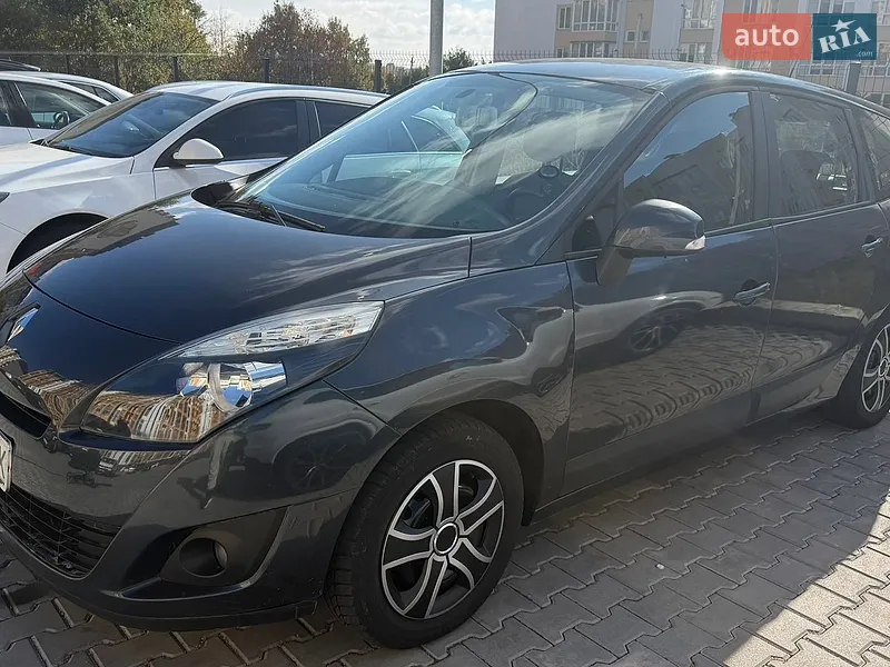 Renault Grand Scenic