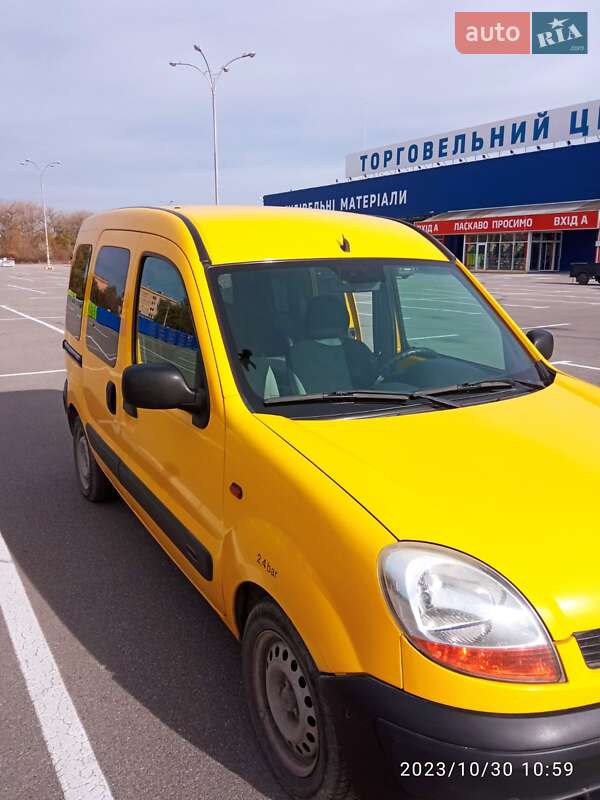 Легковые Renault Kangoo