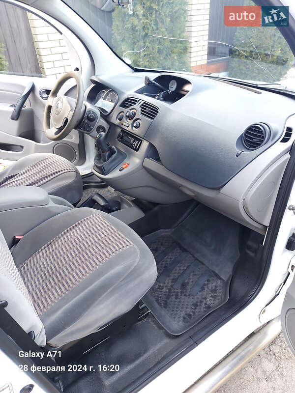 Минивэн Renault Kangoo 2010 в Борисполе